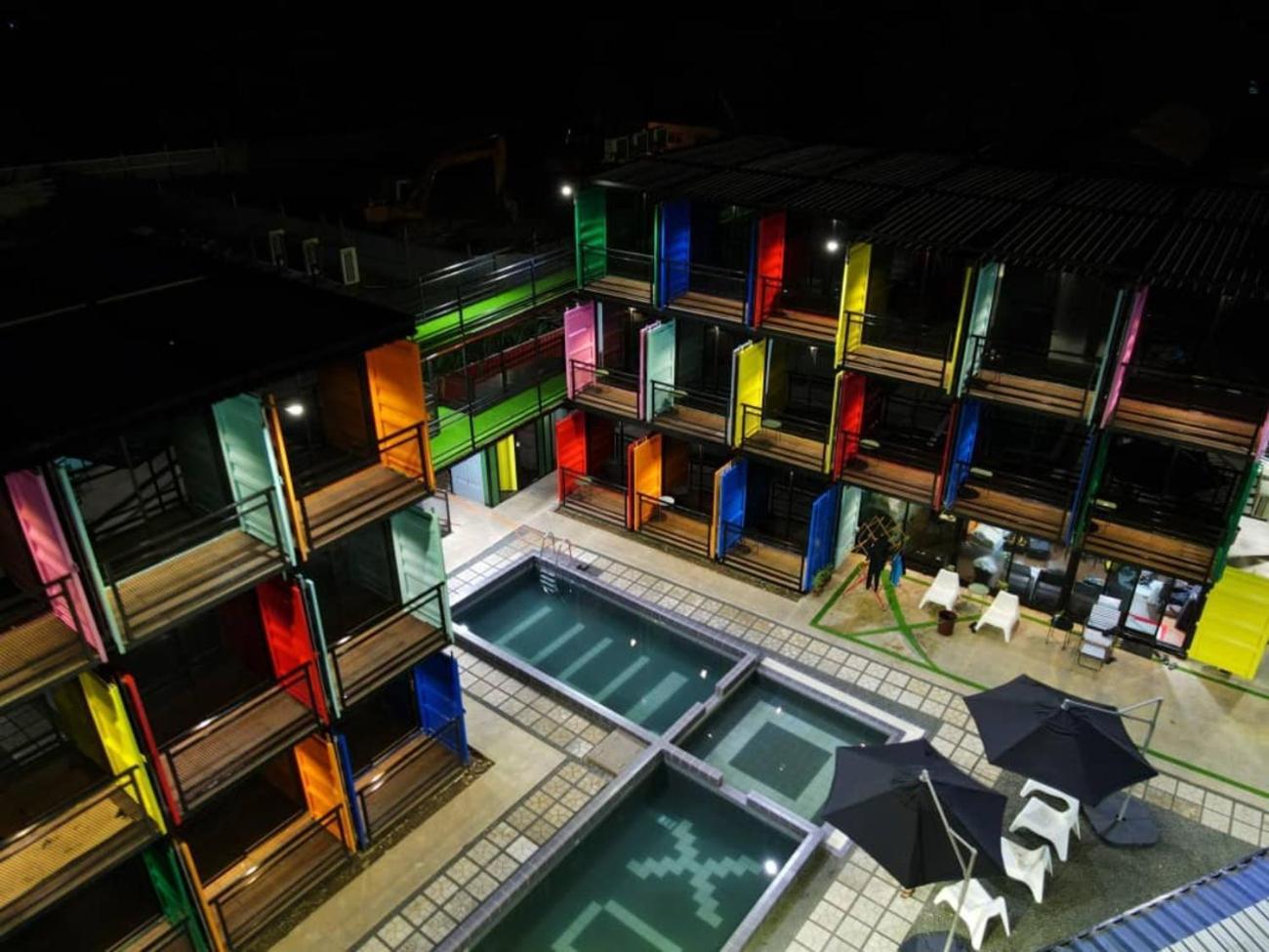 Boxinn The Kontena Home Semporna Kültér fotó