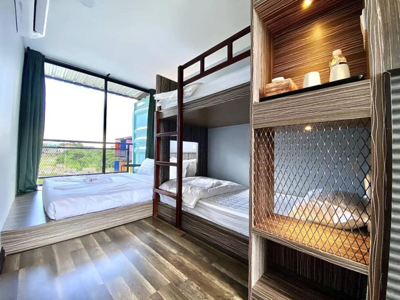Boxinn The Kontena Home Semporna Kültér fotó