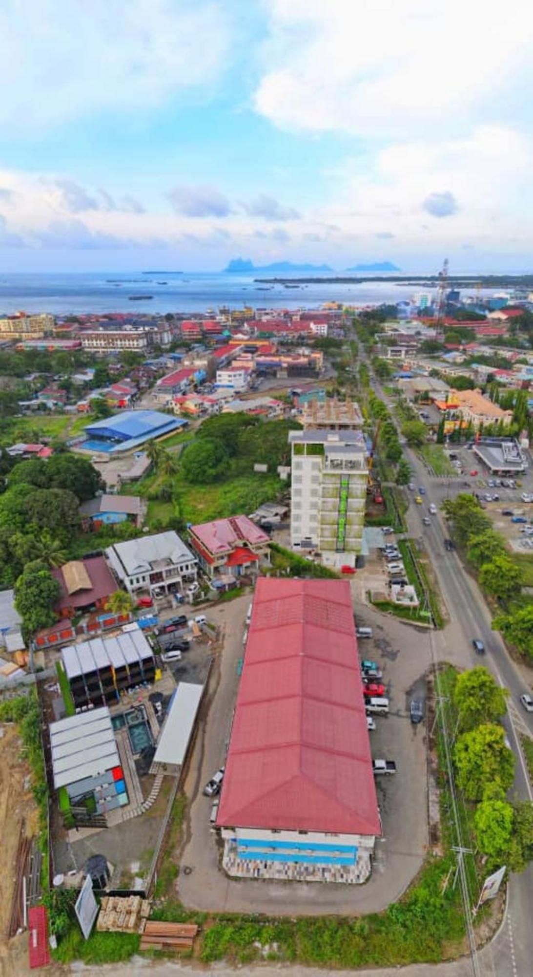 Boxinn The Kontena Home Semporna Kültér fotó