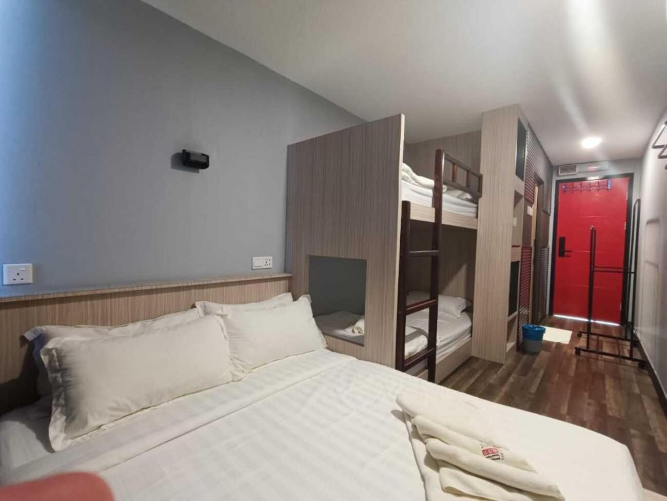 Boxinn The Kontena Home Semporna Kültér fotó