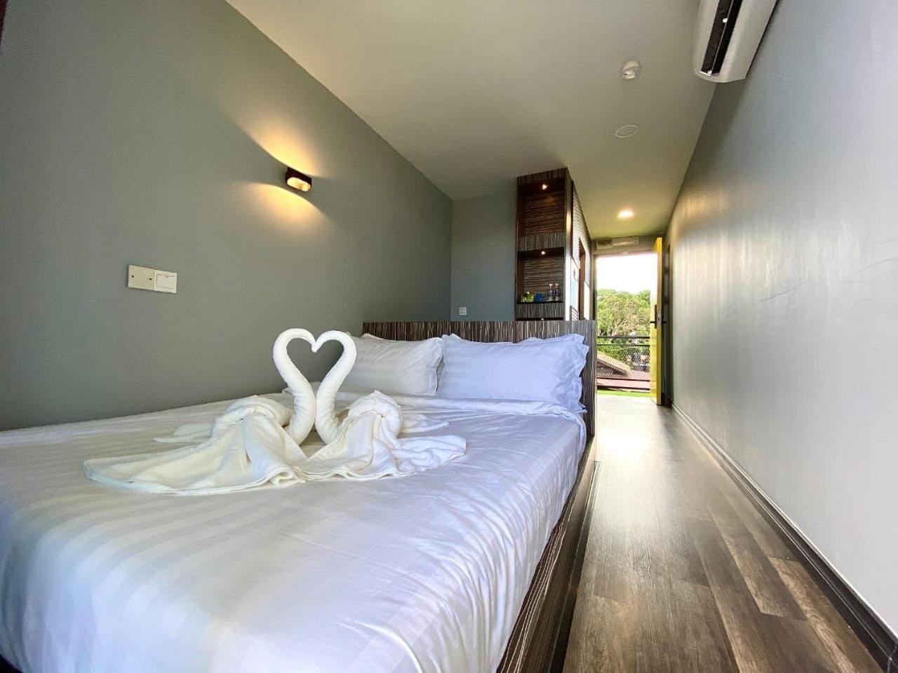 Boxinn The Kontena Home Semporna Kültér fotó